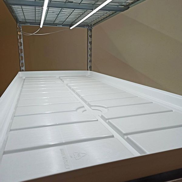 Drahtgitterwagen mit LED-Beleuchtungsset für die Keimung und Pfropfung