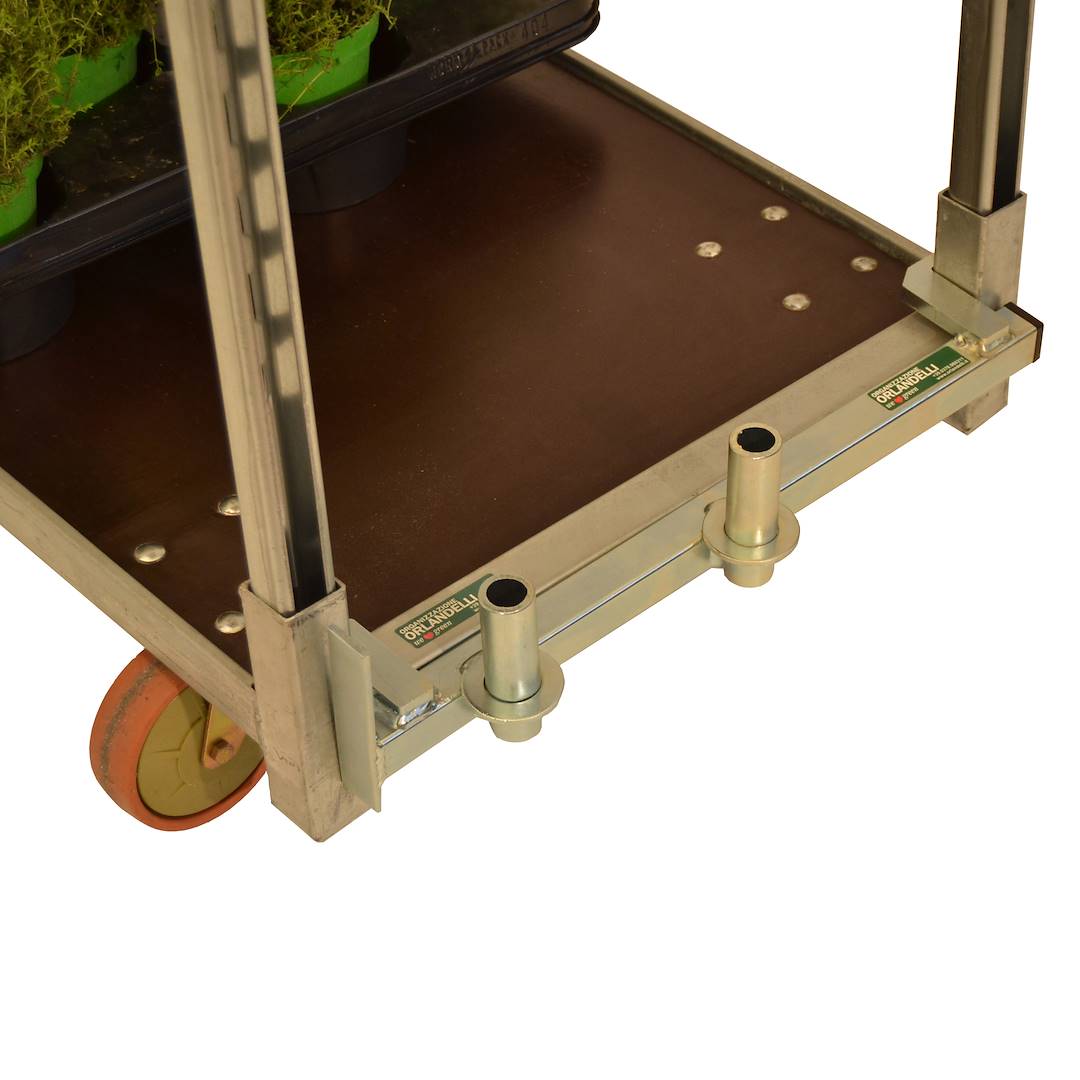 Drawbar and coupling hook for several unistandard carts