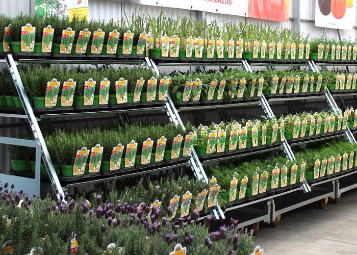 Karren und Ausstattungen