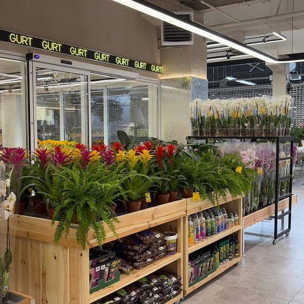 Gurt Flora wählt die Möbel von Orlandelli für seinen imposanten Store in Kiew