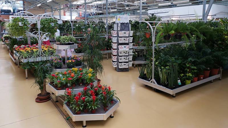 Mondo Verde Garden Center, indoor remodeling