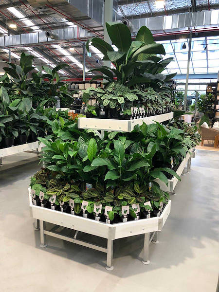 Neuer Garten Center Flower Power“