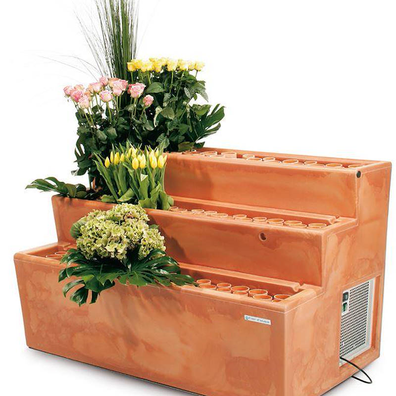 Ausstellungssystem mit Kuehlung Fior d'acqua